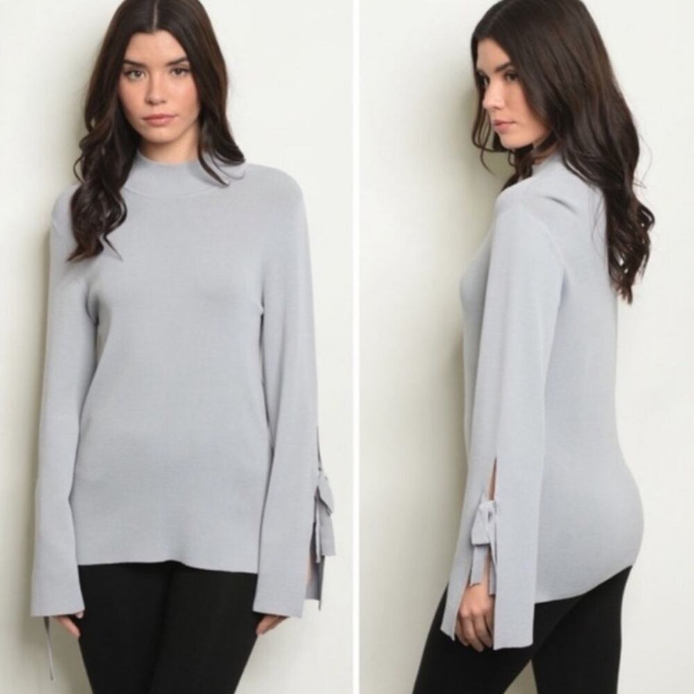 Fate by LFD gray slit tie sleeve sweater size Medium